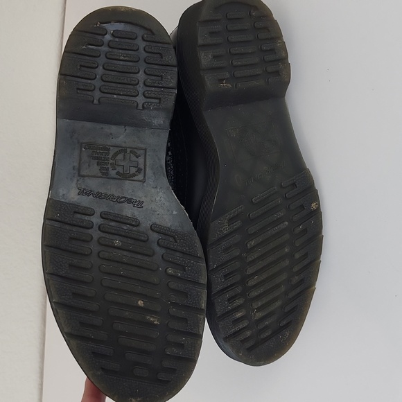 Dr Martens 3989 Lace Wingtip brogue in black Size EU 38 / US 7 - Picture 14 of 14